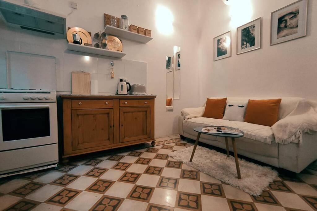 La88 Bijou Boutique Apartment สลีมา ภายนอก รูปภาพ